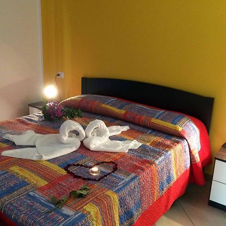 Casa Ciclamino Apartman Vercana Kültér fotó