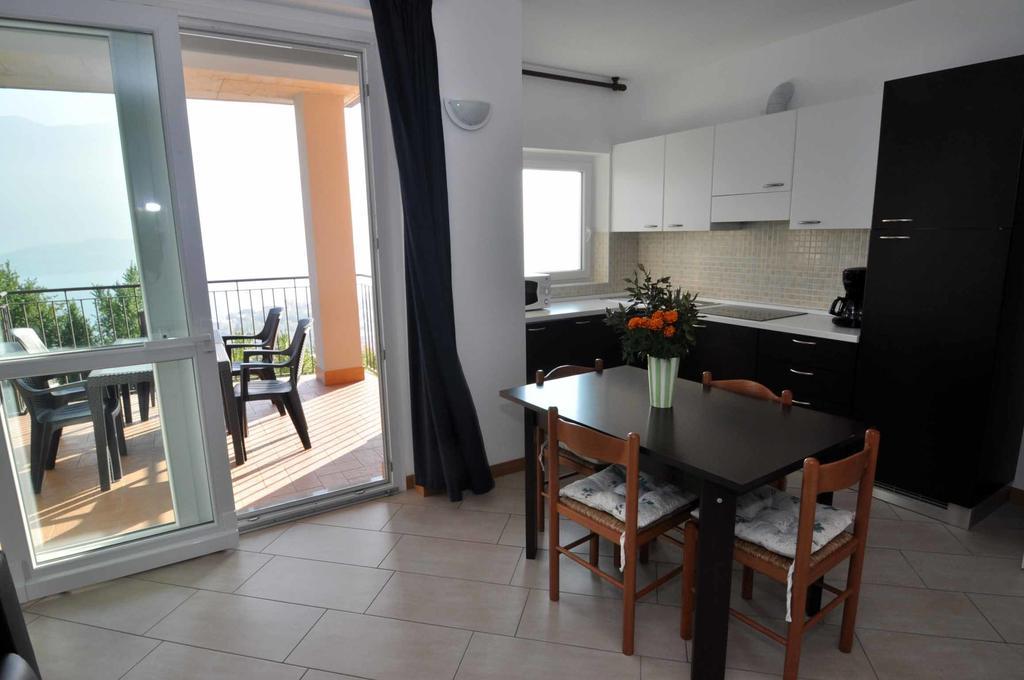 Casa Ciclamino Apartman Vercana Szoba fotó