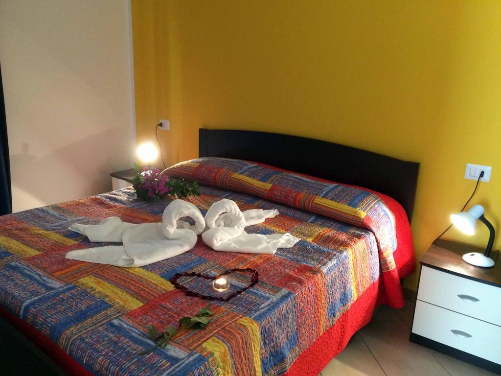 Casa Ciclamino Apartman Vercana Kültér fotó